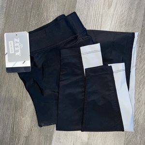 Zitty leggings. Size Medium. Black. New with tags.